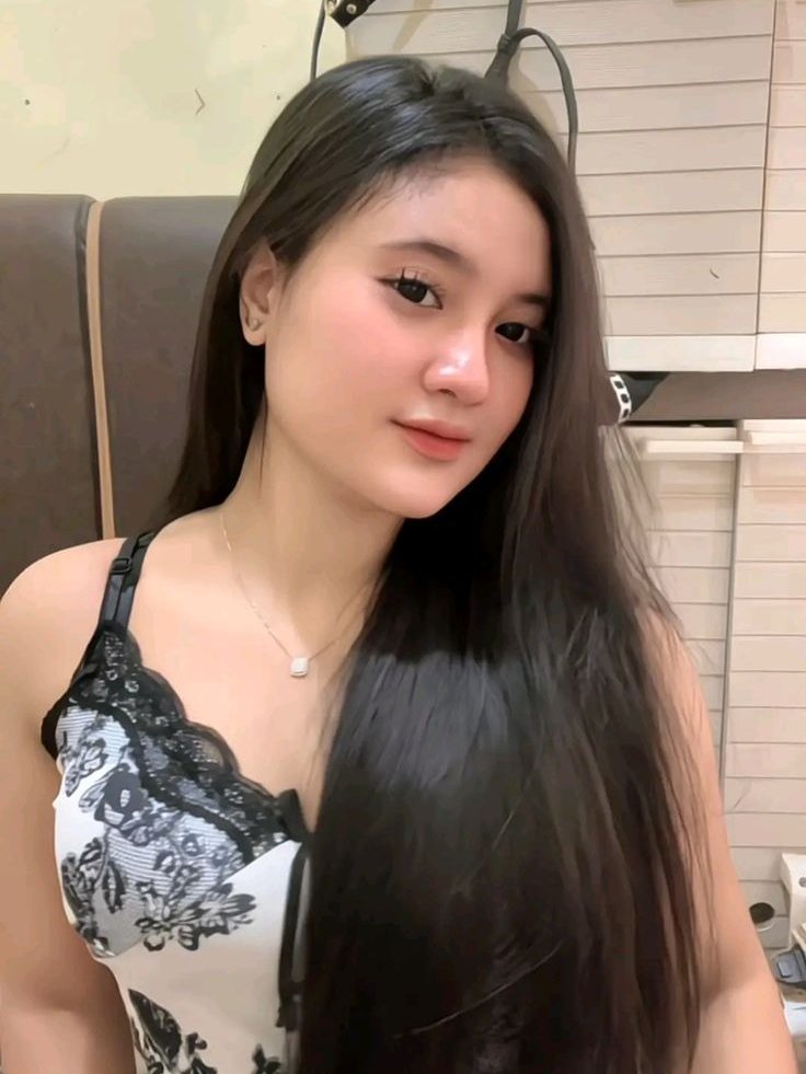 Wakana, Japanese Asian massage therapist